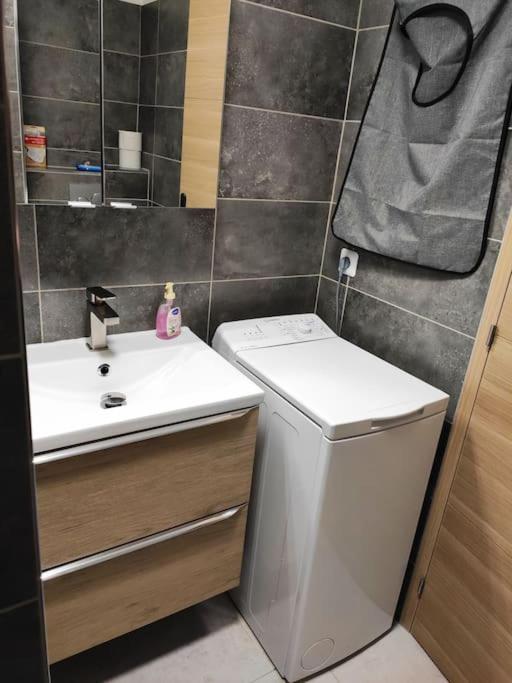 Menton, Appartement/Jardin, Proche Mer Et Centre Zewnętrze zdjęcie